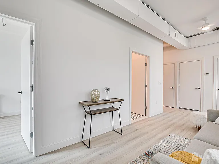 21 Station Pl — Photo 33