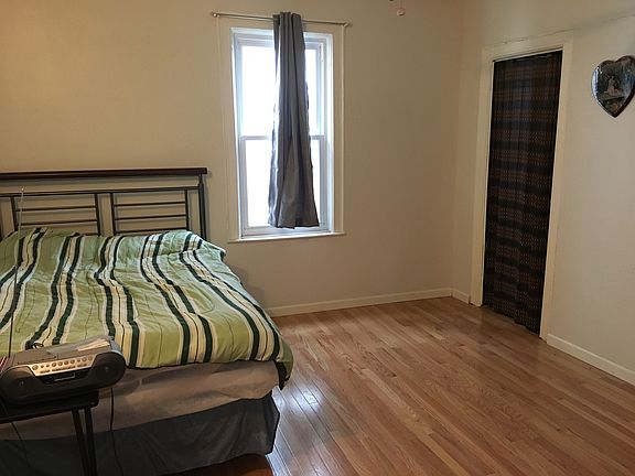 5th image of 2604 Harway Ave