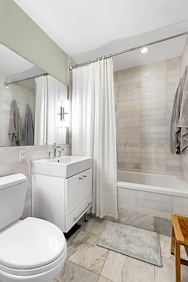 Rented by Compass | media 7