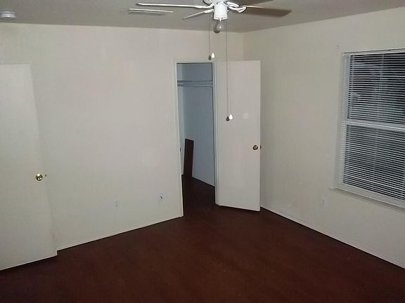 4th image of 309 S Texas St