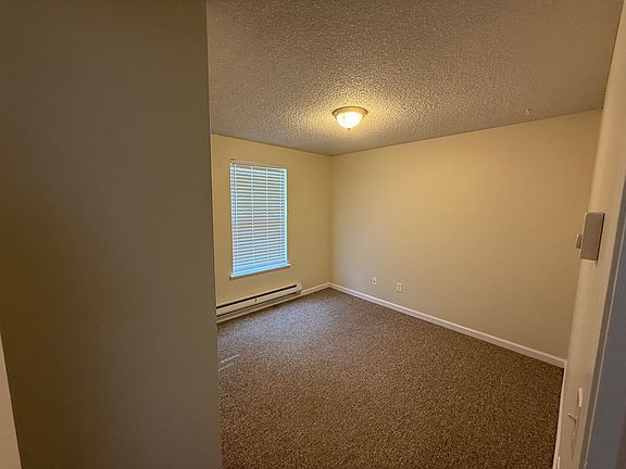 5th image of 225 N 21st St APT B