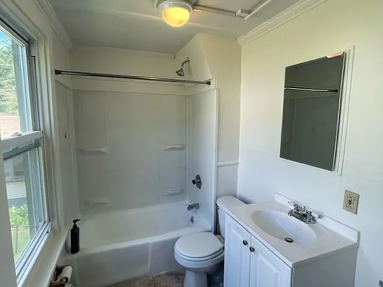 21-23 Lyman St — Photo 6