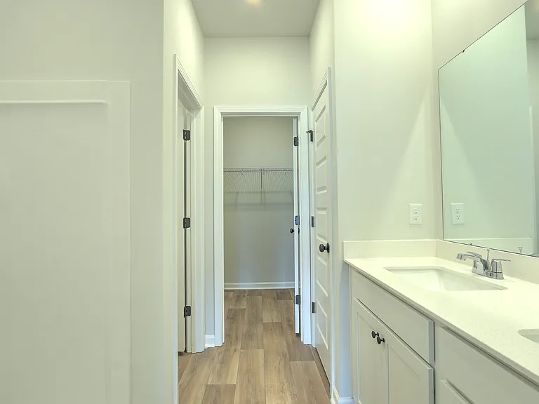 211 River Birch Ln — Photo 22