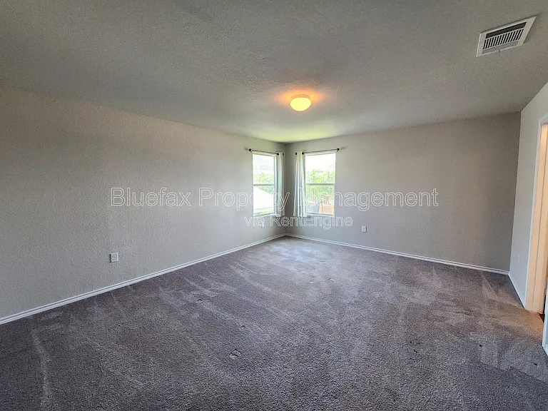 6811 Freedom Hls — Photo 16
