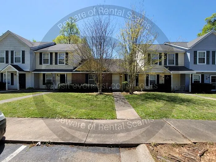 127 Sussex Ave photo 1