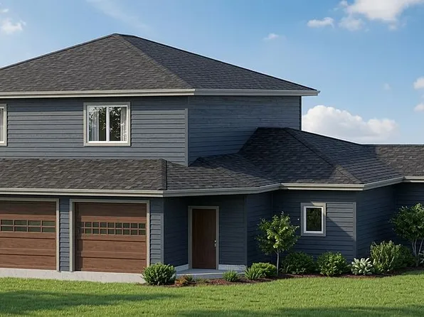 3706 Larchwood Cir, Spirit Lake, IA 51360