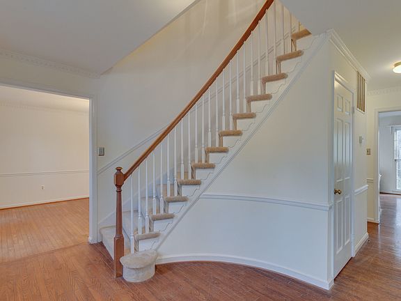 5th image of 11007 Blenheim Dr
