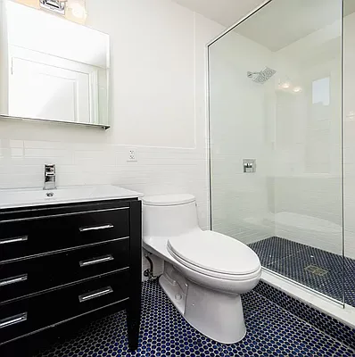 Rented by Avenues Real Estate | media 2