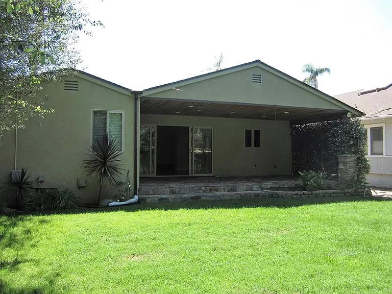 3520 Park Blvd — Photo 8