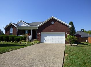 185 Spencer Ln, Mount Washington, KY 40047