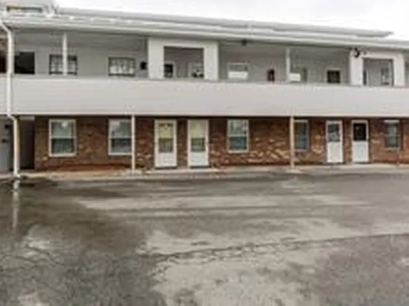 444 Woodward Rd APT 49, North Providence, RI 02904