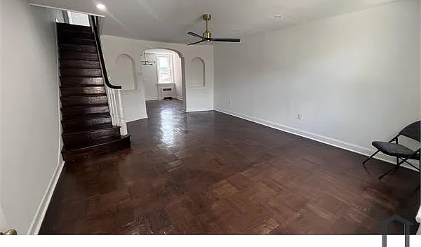 5766 W Jefferson St — Photo 2