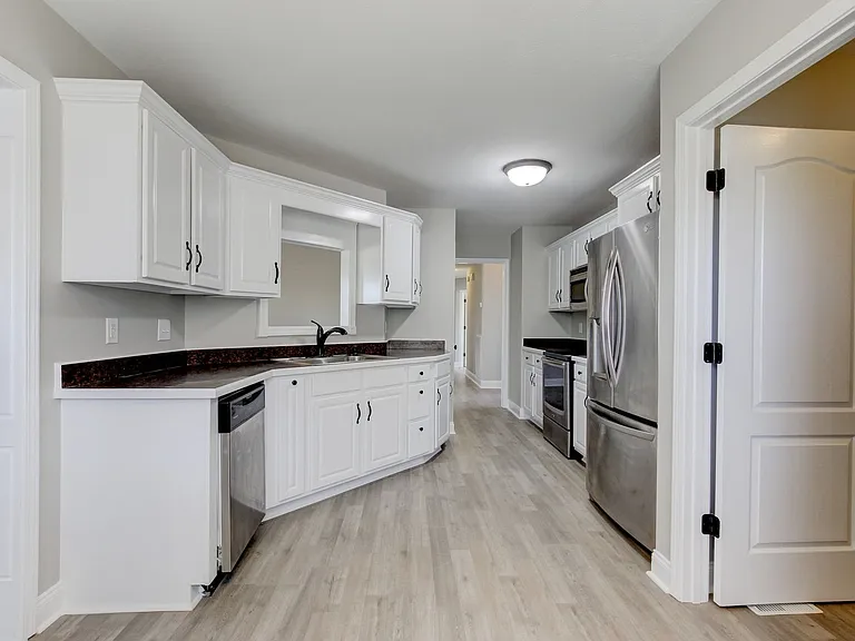 1384 Borrowdale Dr — Photo 7
