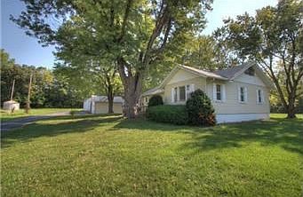 5th image of 23500 W 47th St