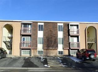 1609 Edinburgh St #204, Rawlins, WY 82301