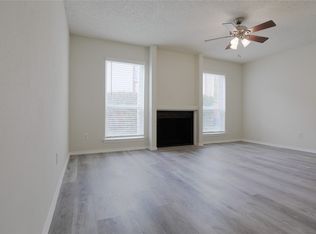 919 S Weatherred Dr APT 137, Richardson, TX 75080