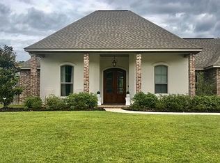 239 Fayedaye Dr, Madisonville, LA 70447