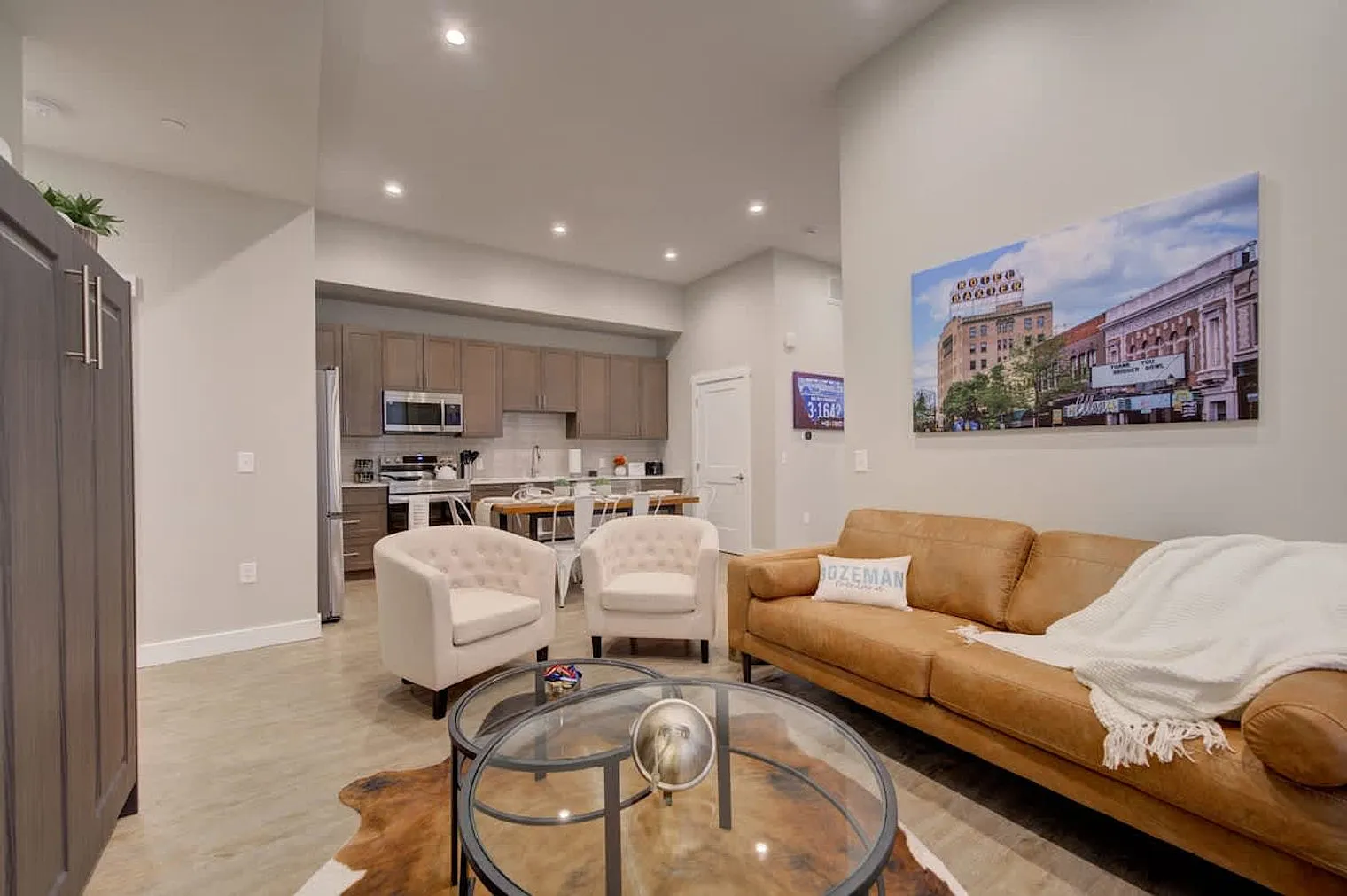 2 bed, 2.0 bath, $7,557 — Photo 1
