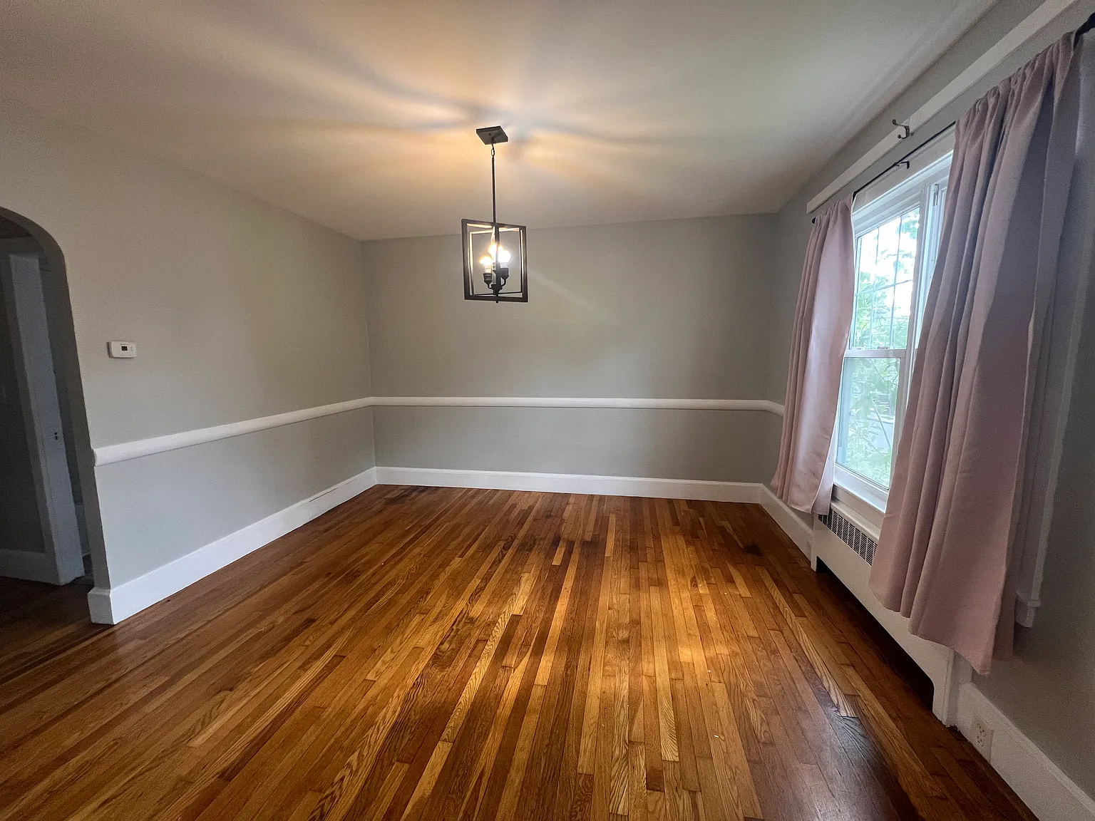 2 bed, 1250 sqft, $2,400 — Photo 3