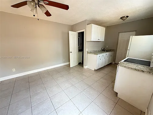 6012 SW 38th St #4 Photo 1 6012 SW 38th St #4 Photo 1