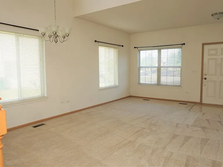 407 Waubonsee Dr — Photo 11