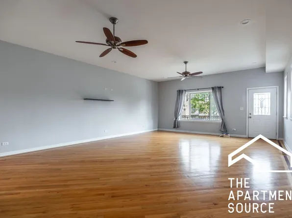 1327 W Walton St #2, Chicago, IL 60642