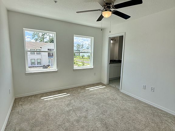 4th image of 167 Bowie Ln #B