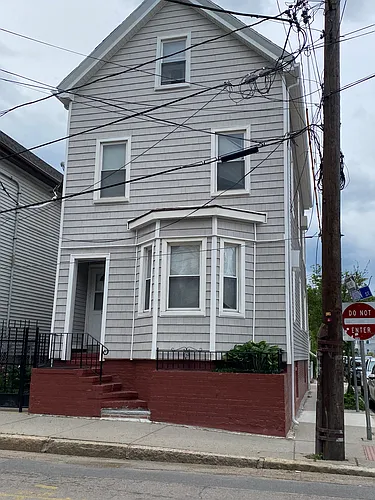 383 Prospect St #2 Photo 1