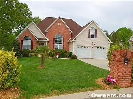 Front view of home