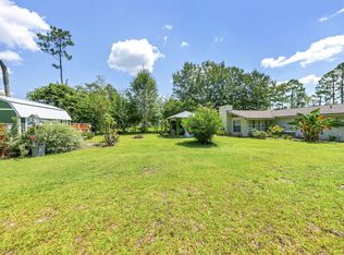 90 Jones Dr, Freeport, FL 32439