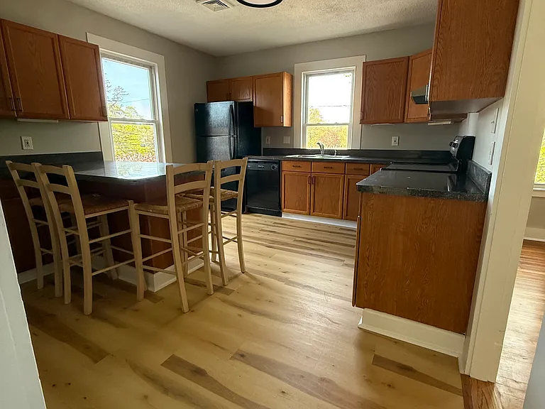 169 Center St #1 — Photo 4