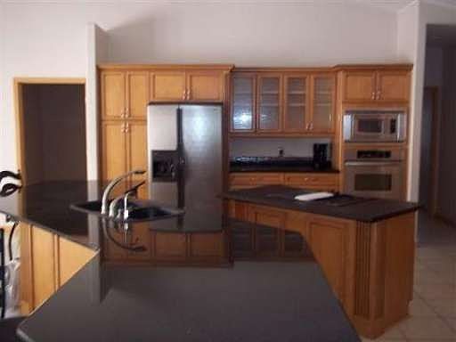 3rd image of 4748 River Hill Dr