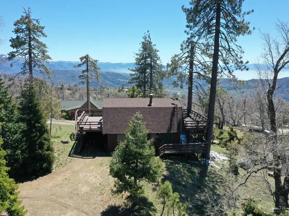 26300 Deertrail Dr, Tehachapi, CA 93561