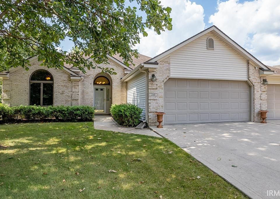 1st image of 210 Woodland Trl