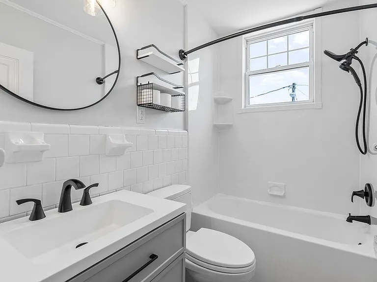 742 Washington Park #B4 — Photo 18