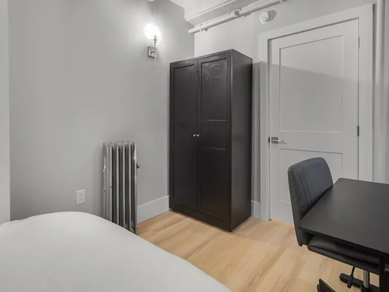 504 Stewart Ave — Photo 334