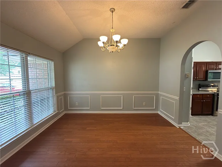 132 Marshview Dr — Photo 3