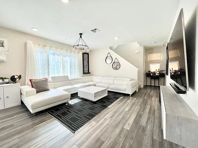5325 Knights Valley Ln — Photo 33
