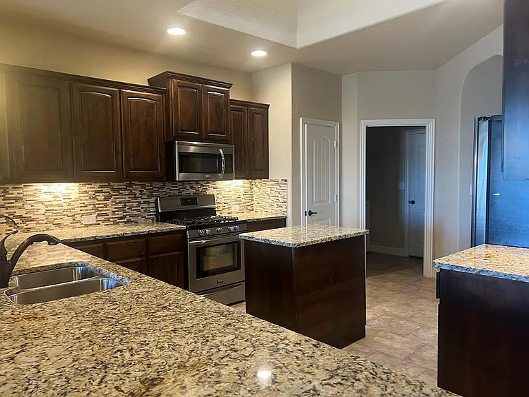 1109 Cerrillos Ave — Photo 9
