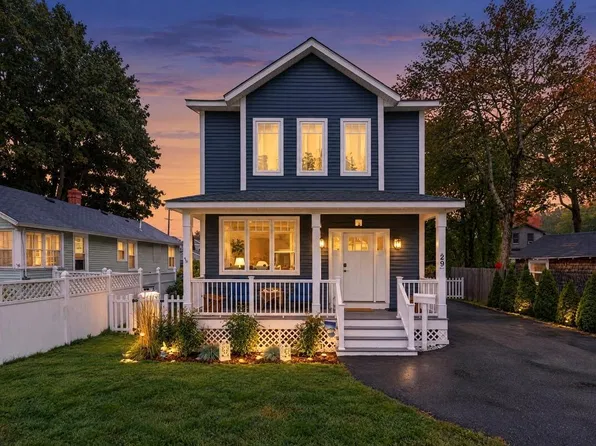 29 Summit Street, Old Orchard Beach, ME 04064