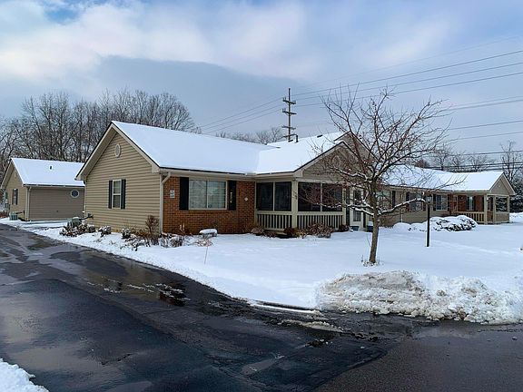 2nd image of 607 Kensington Dr #607