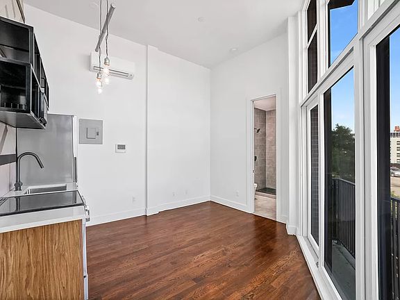 3rd image of 386 Leonard St #4B