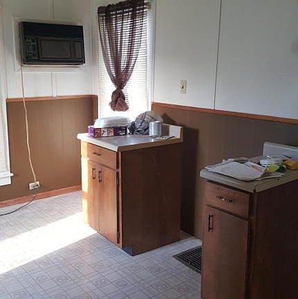 3rd image of 108 Budlong St