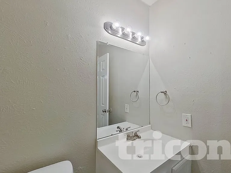 1610 Pilot Way — Photo 10