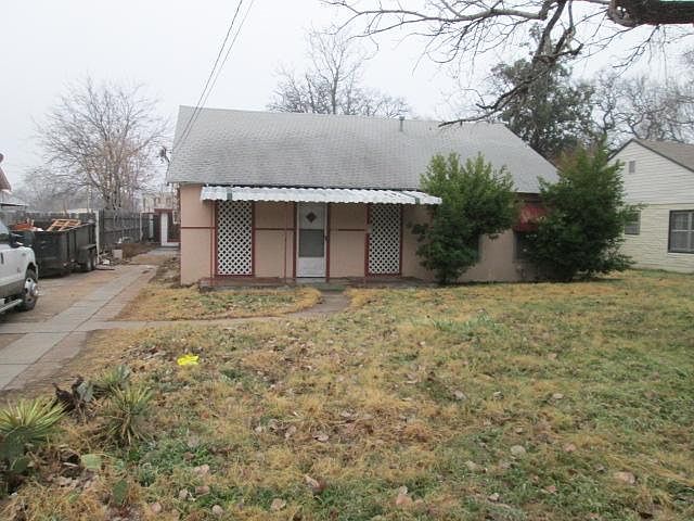 1st image of 4104 Carnation Ave
