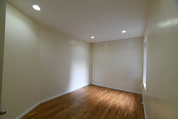 Rented by (Legacy) Tri Hill Realty Group LLC | media 8