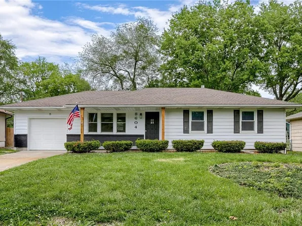8604 E 83rd Ter, Raytown, MO 64138