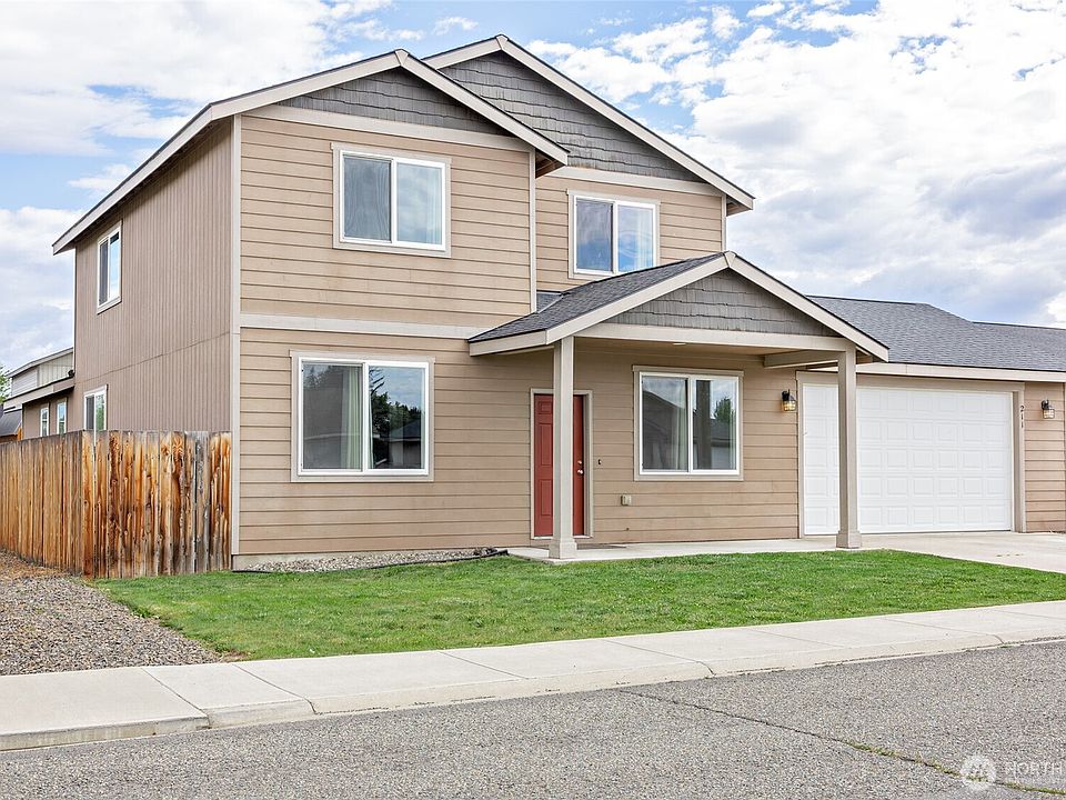 1st image of 211 E 28th Avenue