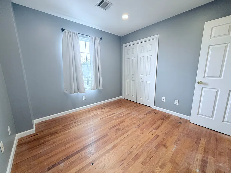 181 Camden St #2 — Photo 7