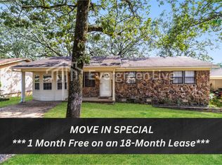 601 Lindenhurst Dr, N Little Rock, AR 72118